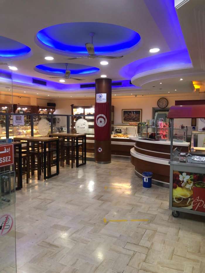 Vente Boulangerie/ pâtisserie/ cafétéria de 3230 pi2 à l'Ariana Ville, à Ennasser II en Tunisie