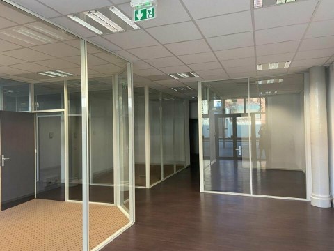 Vente Bureaux / Locaux professionnels, 205 m2 à Belfort (90000)