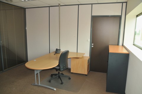 Vente Bureaux / Locaux professionnels, 239 m2 à Louverné (53950)