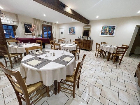 Vente Bar, Tabac, Loto, Restaurant, Gîte avec terrasse à Donchery (08350) en France