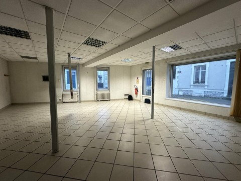 Vente Local d'activité - bureau de 55 m2, à Montluçon (03100)