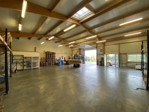 Vente Local d'activité / Entrepôt, 220 m2 à Bretteville du Grand Caux (76110)