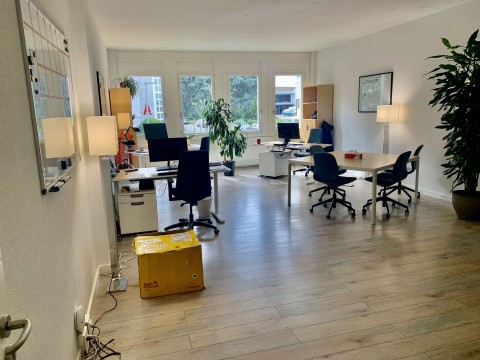 Vente Bureaux / Locaux professionnels Vaud bureaux, locaux commerciaux, atelier, labo, Ouest lausanne, 400 m2 à Préverenges en Suisse