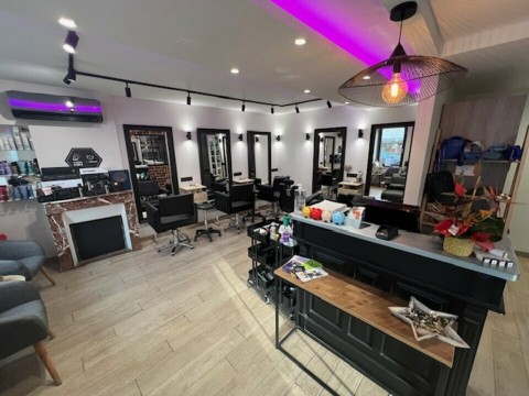 Vente Salon de coiffure, 65 m2 à Sandillon (45640)