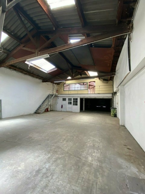 Vente Local commercial Local d'activité / Entrepôt, 480 m2 à Marseille 3ème (13003)
