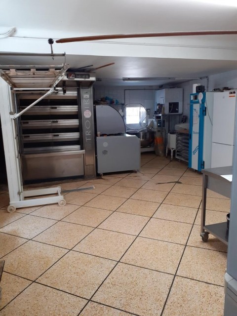 Vente Boulangerie bien située à vendre proche de Béziers dans l'Hérault (34)