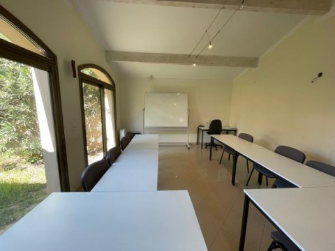 Vente Bureaux / Locaux professionnels, 300 m2 à Carpentras (84200)