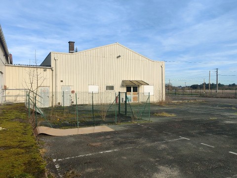Vente Bureaux / Locaux professionnels, 489 m2 à Durtal (49430) en France
