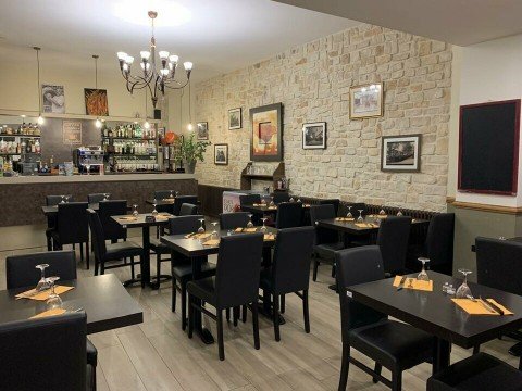 Vente Brasserie, Pizzeria licence IV 40 couverts avec terrasse en plein cœur d'une ville dynamique, à Bollène (84500)