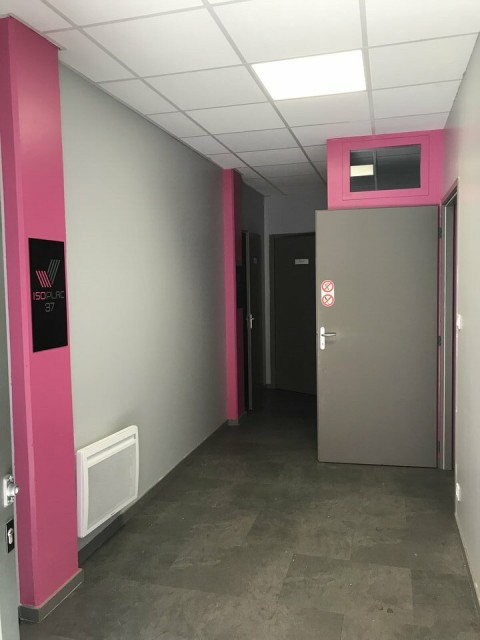 Vente Bureaux / Locaux professionnels, 40 m2 à Saint-Pierre-des-Corps (37700) en France