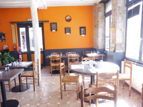 Vente Hôtel restaurant d'environ 6 chambres avec terrasse dans le Loir et Cher (41)