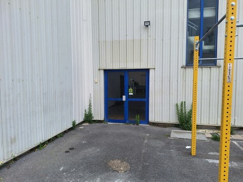 Vente Bureaux / Locaux professionnels, 127 m2 à Jaux (60880) en France