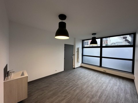 Vente Bureaux / Locaux professionnels, 28 m2 à Le Havre (76600) en France
