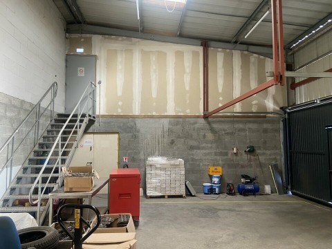 Vente Murs commerciaux, 10020 pi2 à Saint-Vigor-d'Ymonville (76430) en France