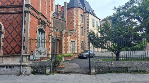 Vente Local commercial toutes activités  , 80 m2 à Montluçon (03100) en France