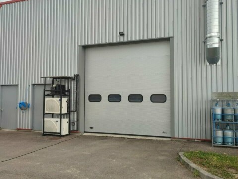 Vente Local d'activite - atelier de 163 m2 pour une activité agroalimentaire dans une zone dynamique, à Rouen (76000)