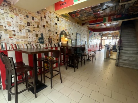 Vente Immeuble, 574 m2 en plein centre d'une ville dynamique et culturelle, à Monségur (33580) en France