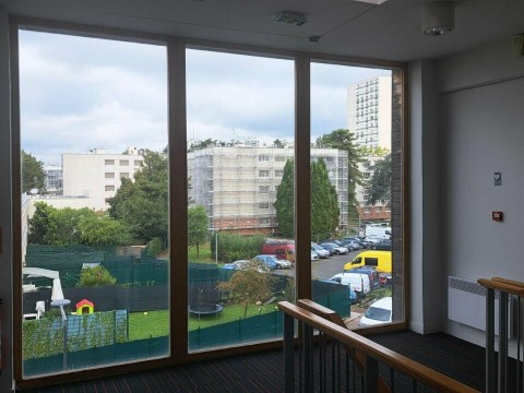 Vente Espaces de travail de 1665 m2, à Chennevières-sur-Marne (94430) en France