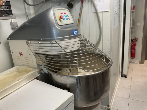 Vente Boulangerie, Pâtisserie en Midi-Pyrénées au centre d’une commune dynamique en France