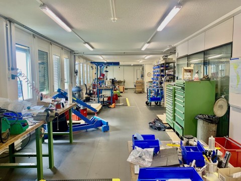 Vente Bureaux, locaux commerciaux, atelier, labo avec dépôts, 800 m2 à Préverenges