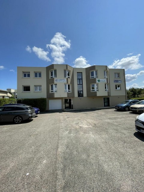 Vente Bureaux / Locaux professionnels, 138 m2 à Rambouillet (78120)