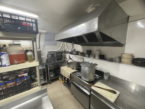 Vente Restaurant 20 couverts avec terrasse dans un quartier fréquenté, à Paris (75009)
