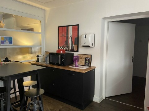 Vente Bureaux / Locaux professionnels, 14 m2 à Bordeaux (33000) en France