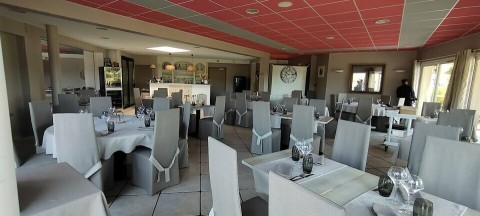 Vente Local commercial idéal pour Restaurant 100 couverts avec terrasse à Les Abrets en Dauphiné (38490) en France
