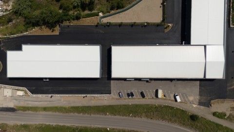 Vente Local commercial Local d'activité / Entrepôt, 168 m2 dans une zone industrielle, à Biguglia (20620) en France