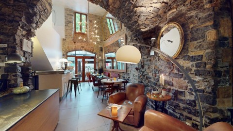 Vente Restaurant avec terrasse dans une ville touristique, à Millau (12100) en France