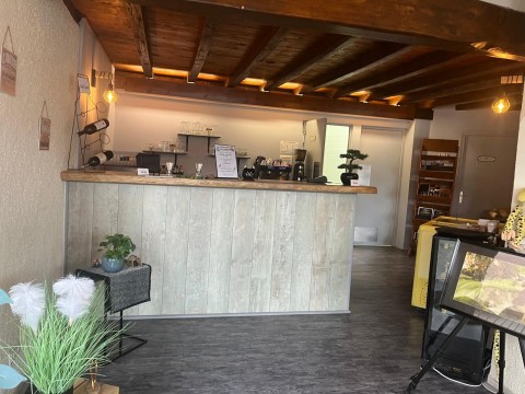 Vente Restaurant 40 couverts dans une petite ville de 3000 habitants, à Laroque-d'Olmes (09600) en France