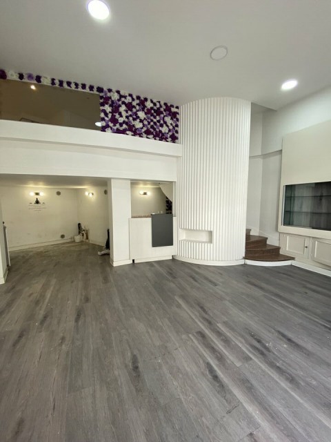 Vente Murs commerciaux, 41 m2 sur un axe fréquenté, à Marseille (13006)