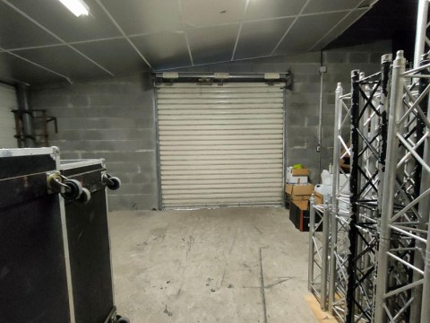 Vente Local professionnel de 400 m2 près de Cholet (49280)