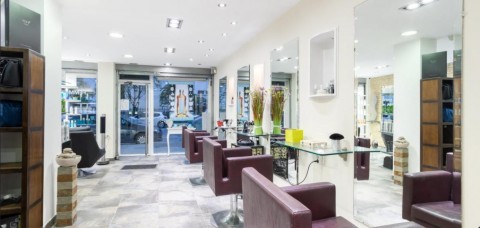 Vente Salon de coiffure de 660 pi2 à Villeurbanne dans une rue passante (69100) en France