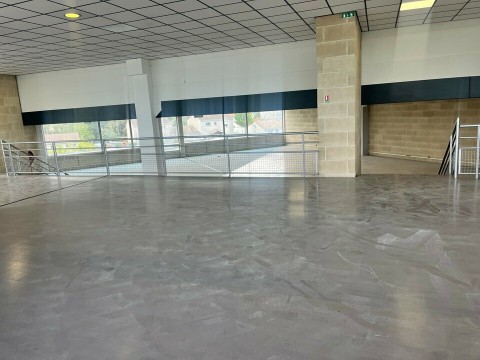 Vente Local commercial de 529 m2 sur un axe majeur à Mérignac en France
