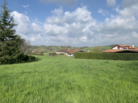 Vente Terrain, 1000 m2 à Saint-Pée-sur-Nivelle (64310) en France