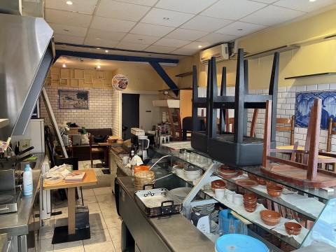 Vente Local commercial actuellement Traiteur, Restaurant 20 couverts dans un quartier populaire, à Paris (75010) en France