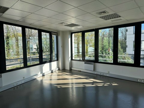 Vente Local commercial , 40 m2 à Saint-Jean-de-Luz (64500) en France