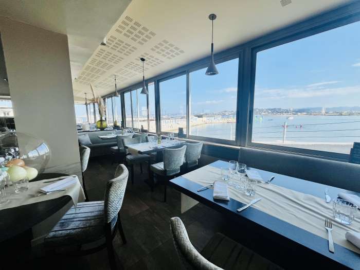 Vente Restaurant au bord de la mer, à Marseille (13000) en France