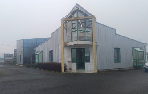 Vente Bureaux / Locaux professionnels, 345 m2 à Saint-Berthevin (53940) en France