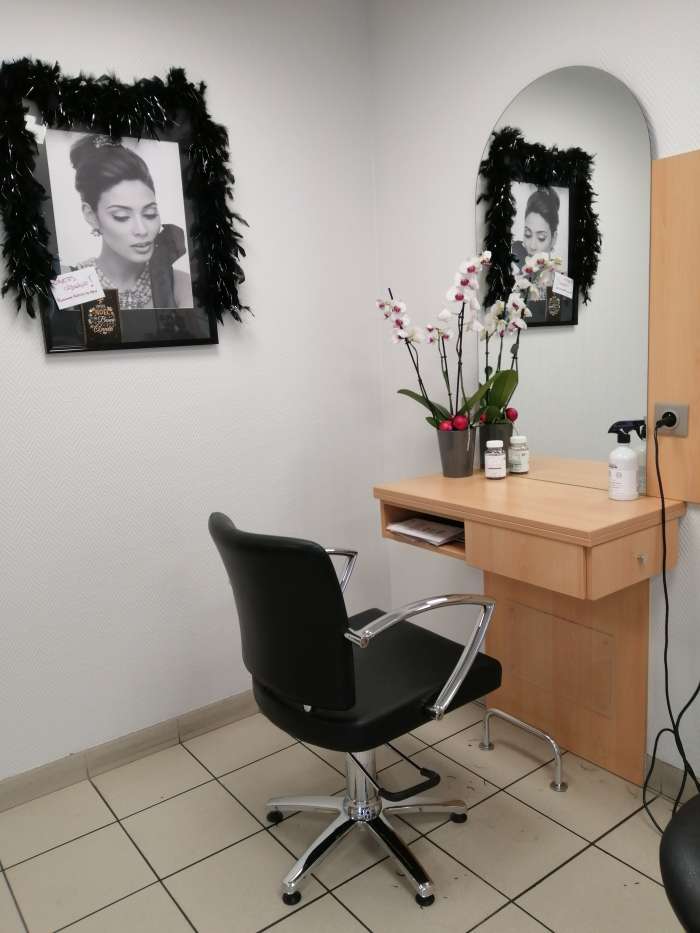 Vente Salon de coiffure mixte dans le centre ville d'Évran (22630)