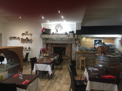 Vente Brasserie, Restaurant 60 couverts avec terrasse à Escragnolles (06460)